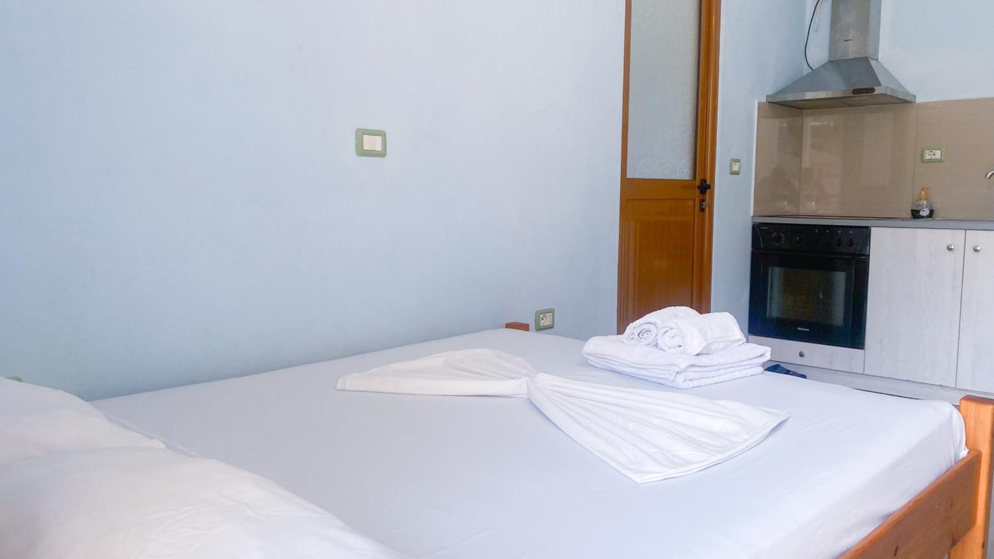 Апартаменти Mikel'S House Саранда Екстер'єр фото