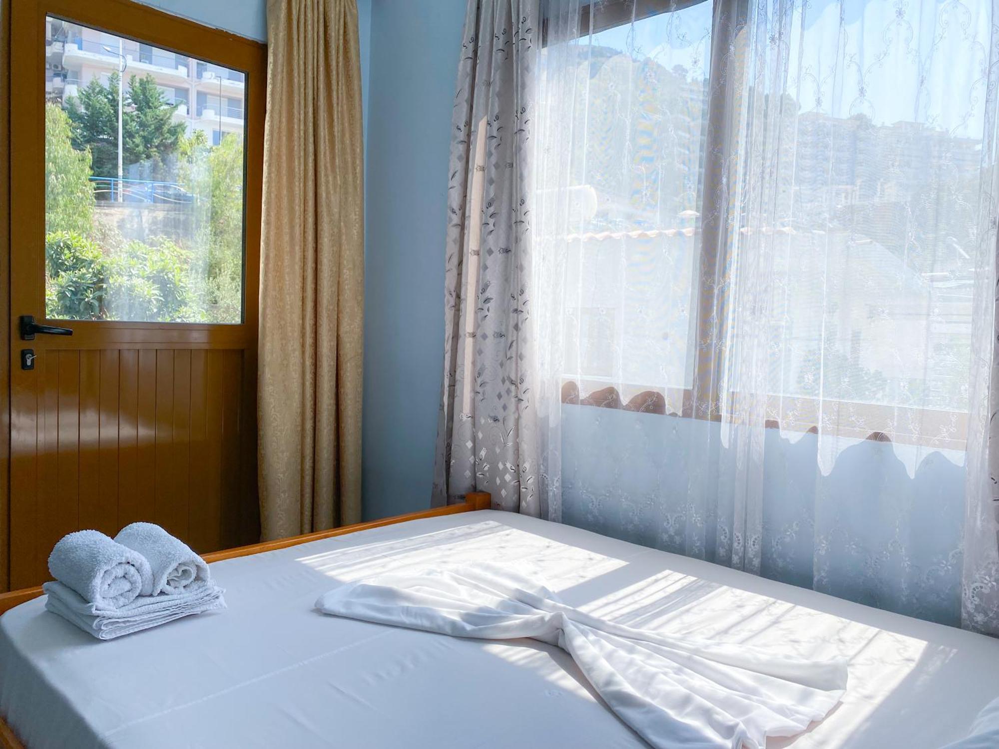 Апартаменти Mikel'S House Саранда Екстер'єр фото